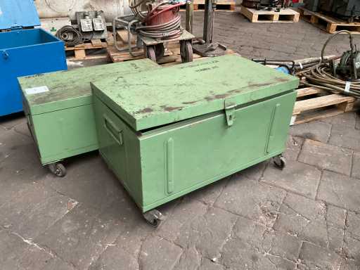 Skrzynka narzędziowa różne (2x)