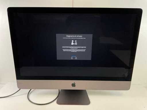 Apple iMacPro 1.1 27", Xeon(R) W-2140B, 64 Go de RAM (4x16 Go), SSD de 1 To, AMD Radeon Pro Vega 56 8 Go tout-en-un
