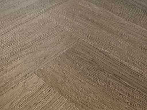 Arête de poisson en PVC SPC de 34 m2 avec sous-couche XPS - 750 x 150 x 5 mm