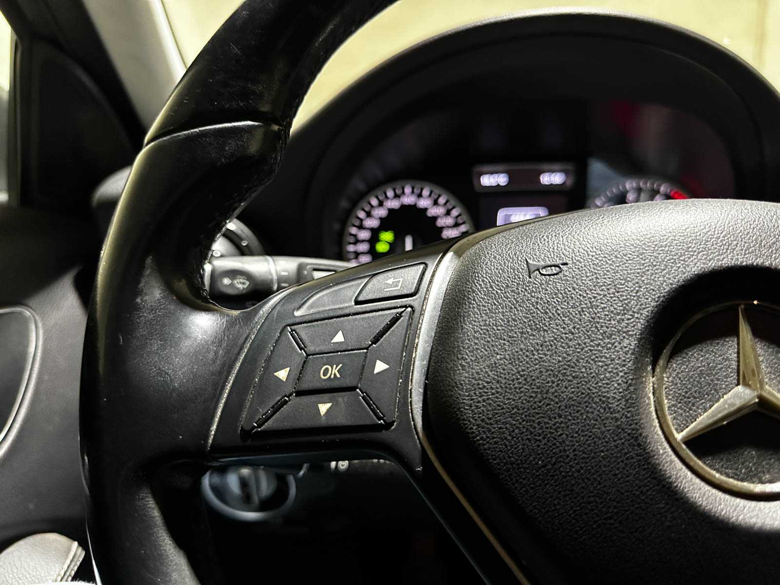 Mercedes-Benz A180 4U3 A-klasse 121pk 2013 (Origineel-NL), 8-SRR-41