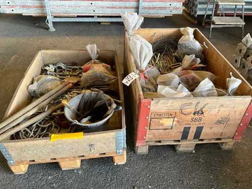 Accessories for ceiling props and miscellaneous