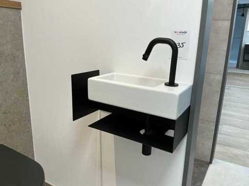 Clou Fontein met fonteinkraan