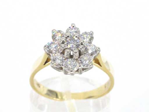 Gold ring with diamonds