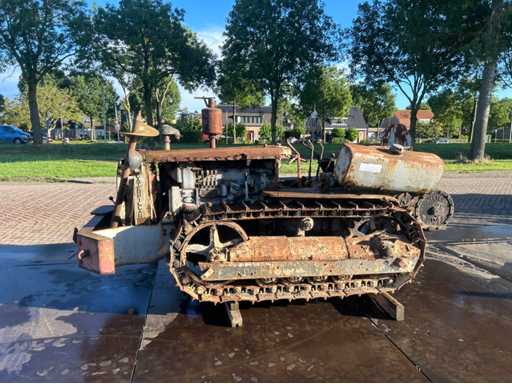 Caterpillar D4 Bulldozer