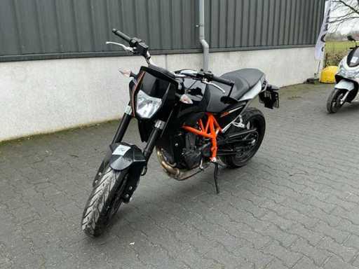 2013 KTM 690 Duke Motorcycle