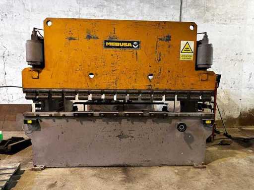 SILMAR PEL-103 Hydraulic Folding Machine