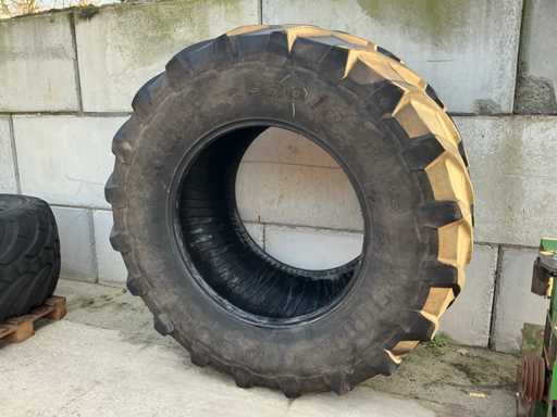 Trelleborg TM900 Tire, Wheel and Rim