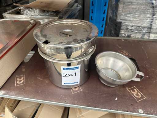 Divers bacs en acier inoxydable