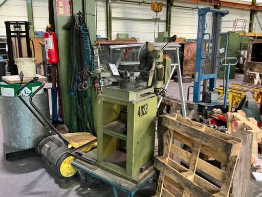 EISELE KMS 250 Cross-cut Saw
