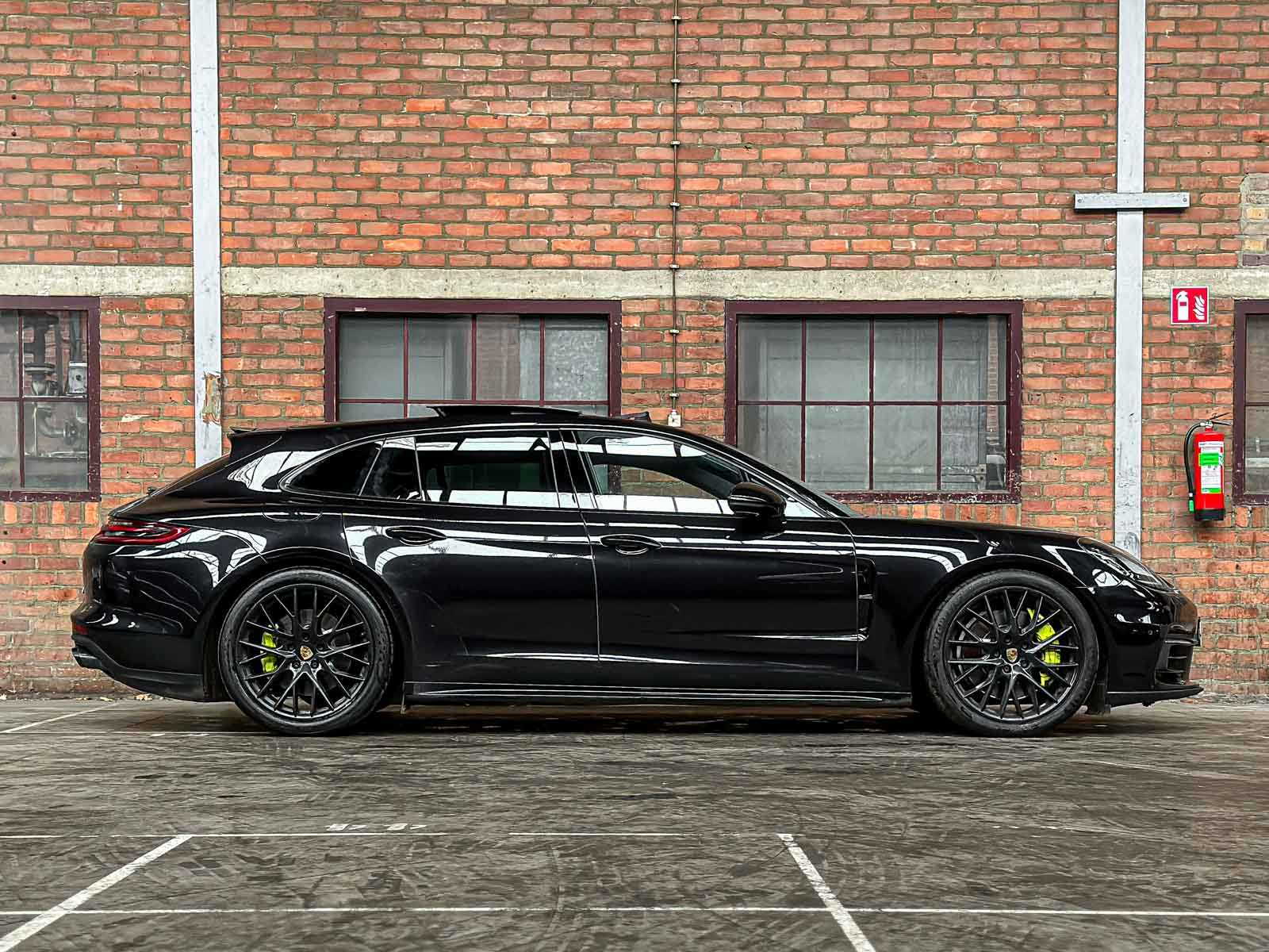 Porsche Panamera Sport Turismo 4 E-Hybrid Executive 2.9 V6 462pk 2018 Sport-Chrono, G-856-XL