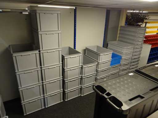 Stapelbare Kiste (107x)