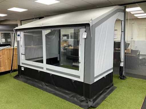 Cortul de iarnă Brand Pamir