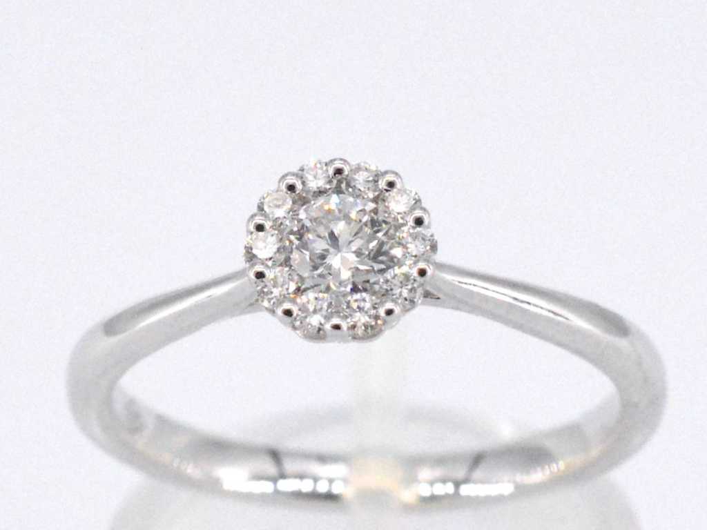 Bague en or blanc avec diamant de 0,35 carat