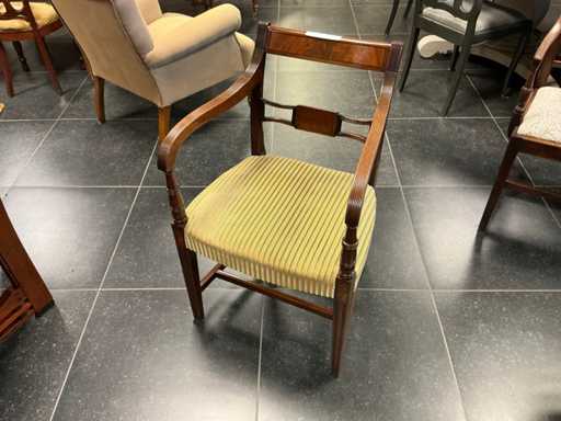Engelse mahonie armstoel