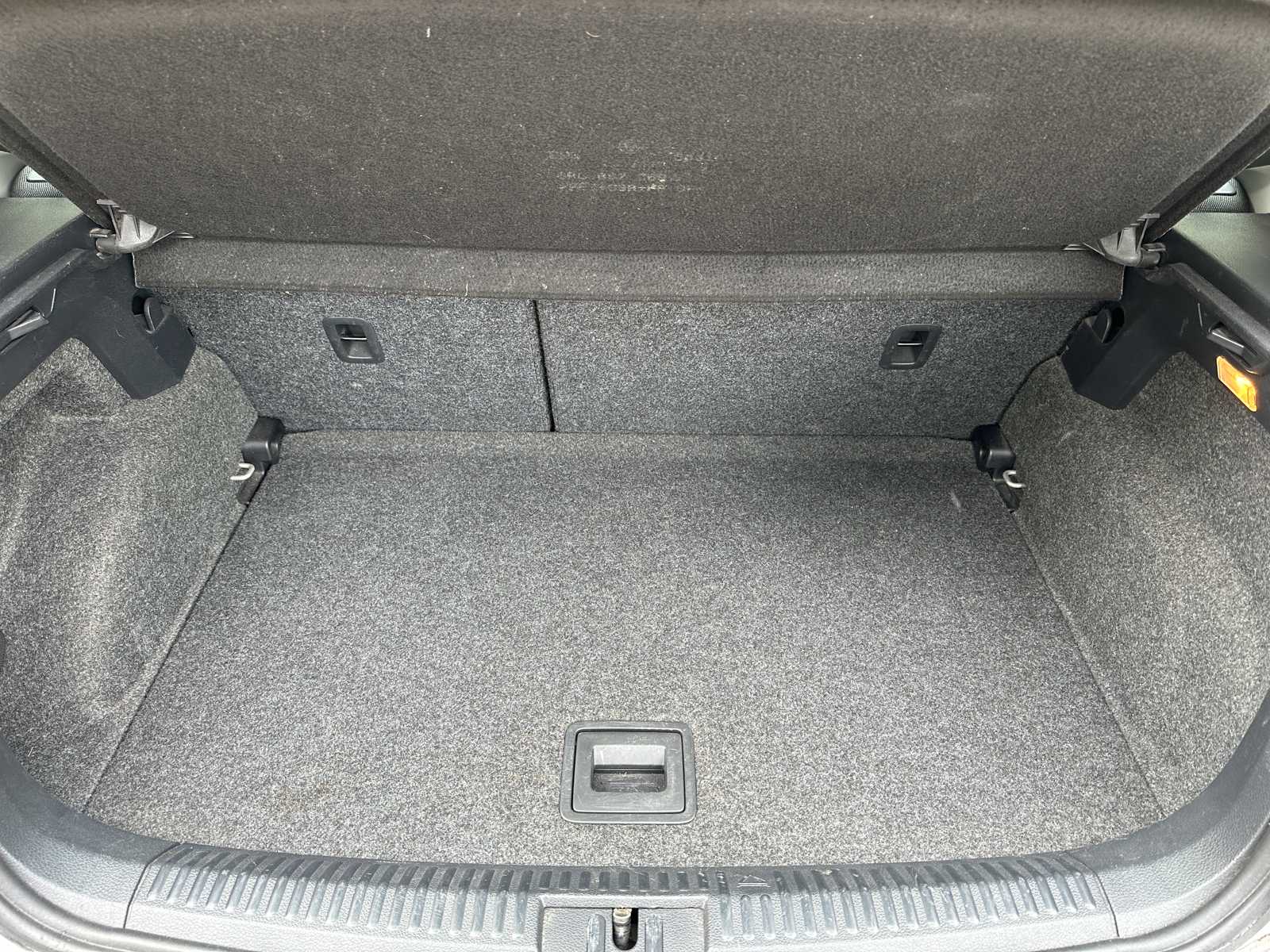 Volkswagen Polo 1.4-16V Comfortline 86pk 2011 (Origineel-NL), 96-RFG-3