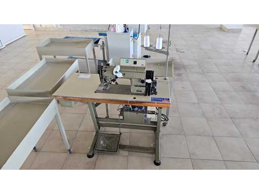 JUKI CORPORATION DMN-5420-4 Przemysłowa stebnówka JUKI DMN-5420-4