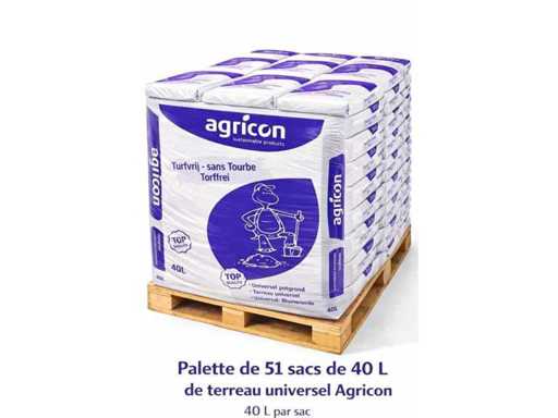 Pallet of 51 bags of 40 L universal potting soil, each 