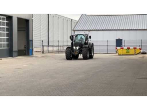 3eb68d5e-674f-4a0c-8d17-ef96431cf8af.mp4