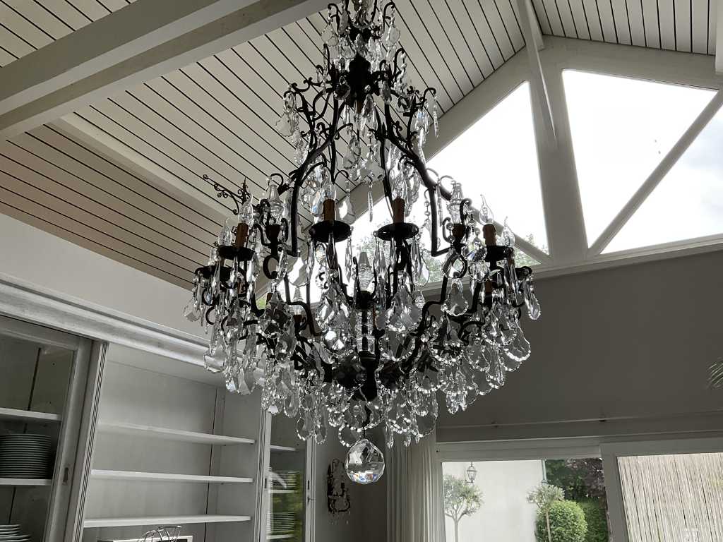 Glass chandelier with 4 wall lights