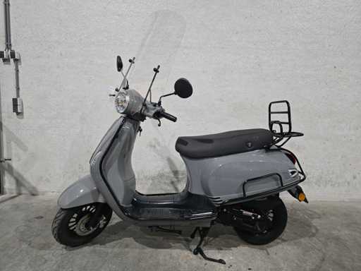 BTC - Snorscooter - Riva - 4T 25km uitvoering fpd73x