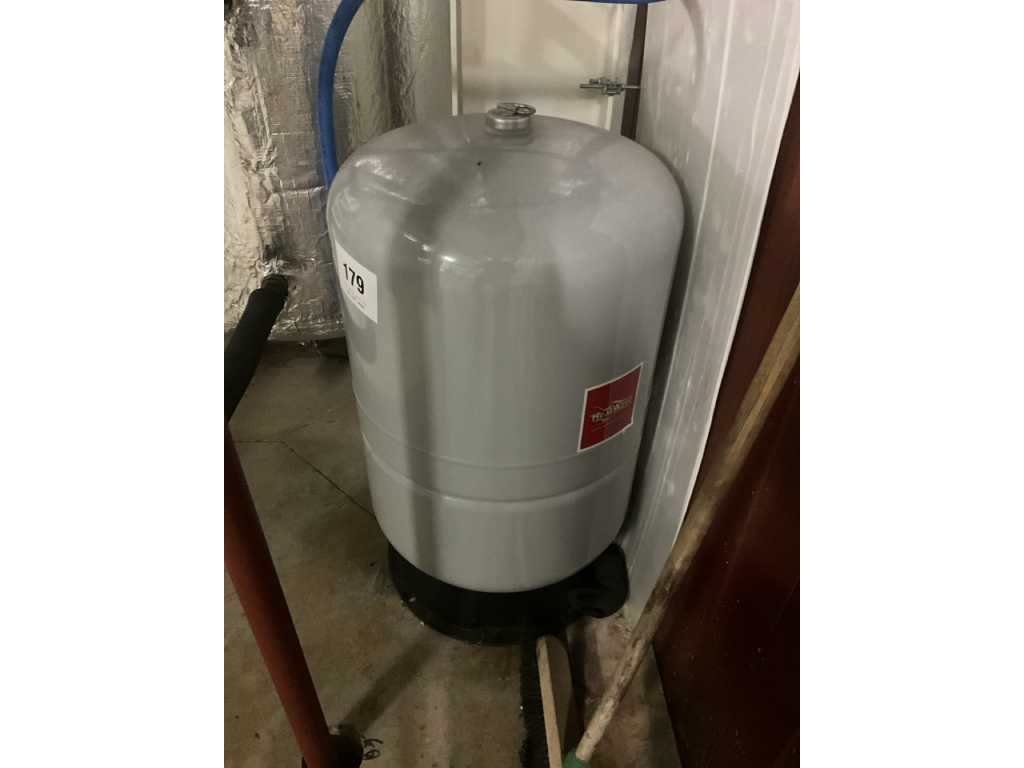 Expansion tank GLOBAL WATER SOLUTIONS HWB-150 LV