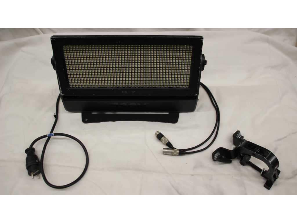 Projecteur/Aveugle/Stroboscope LED Q-7 (RGBW), extérieur, SGM avec plaque de sol (Schuko) (6x)