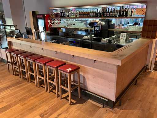 Complete bar met achterwand (Combinatie kavel 15 en 16)