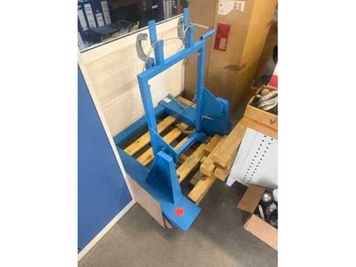 Kantelapparaat voor de barrel tipper voor heftrucks