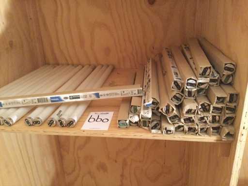 Iluminat fluorescent pentru petreceri