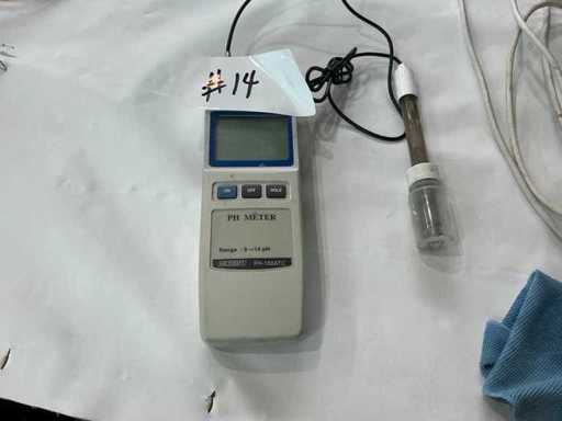 Voltcraft PH-100ATC pH Meter