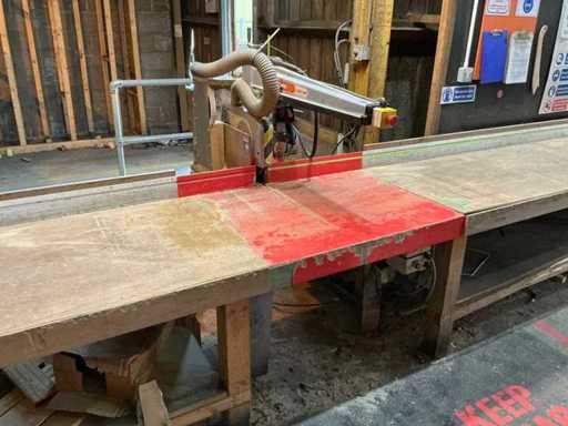 Maggi - 2002 - Junior 640 - Scie à onglet radiale