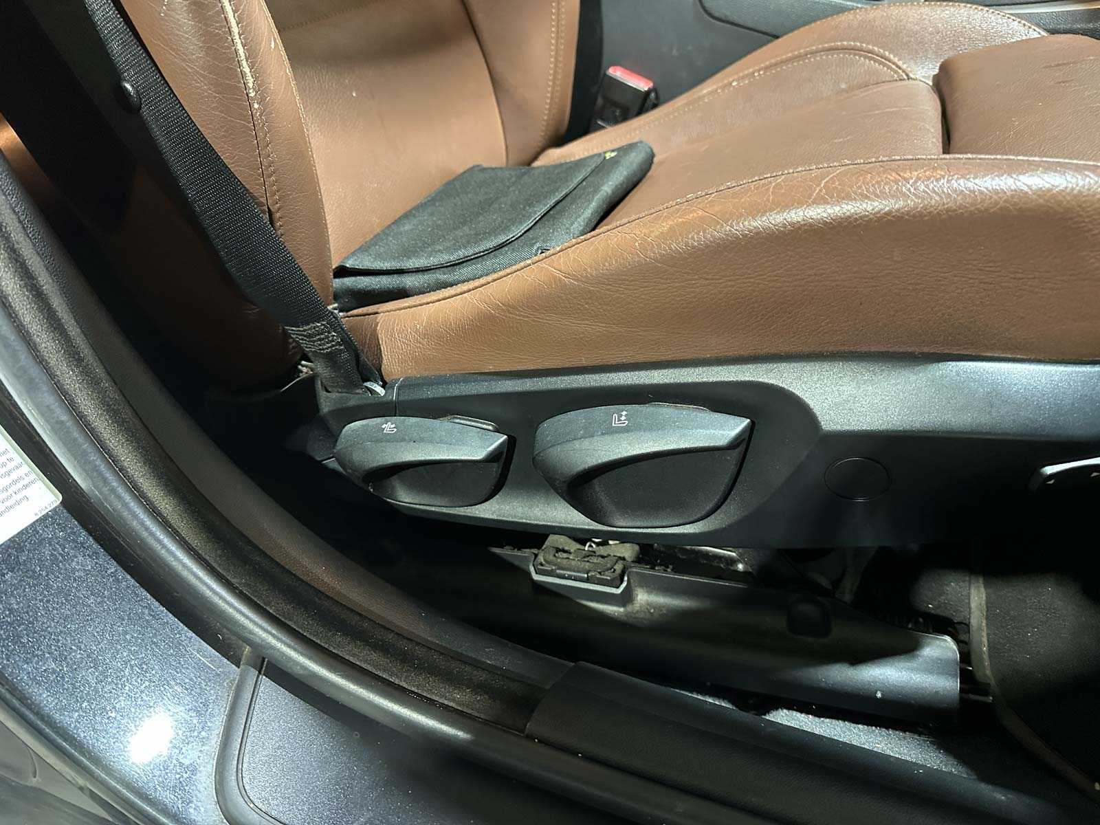 BMW 320i Touring Business Line 170pk 2008 (Origineel-NL) 3-Serie E91, 55-GRN-6