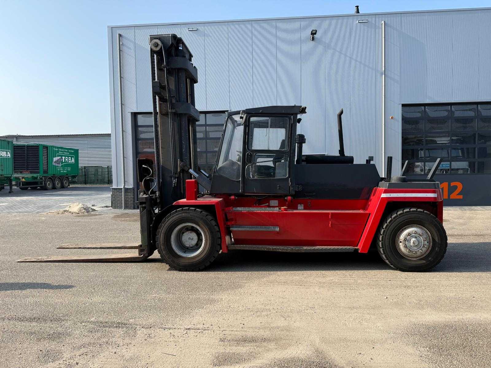 Kalmar – DCD 160-12 – wózek widłowy o udźwigu 16 000 kg przy szerokości rozstawu wideł 1200 mm