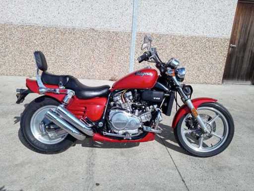 HONDA - MAGNA 750 - Motocicletă