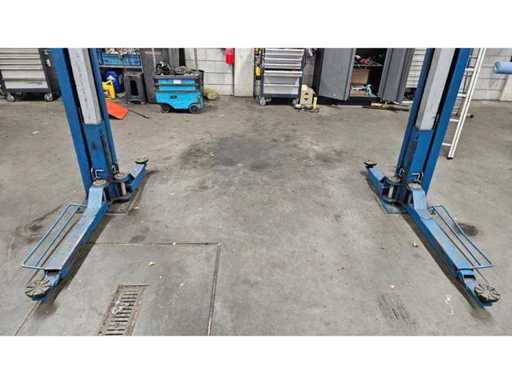 2004 Nussbaum 2.30 SLE Lift