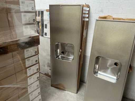 Piano di lavoro in acciaio inox Reginox con lavandino incorporato