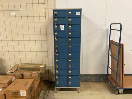 Locker cabinet