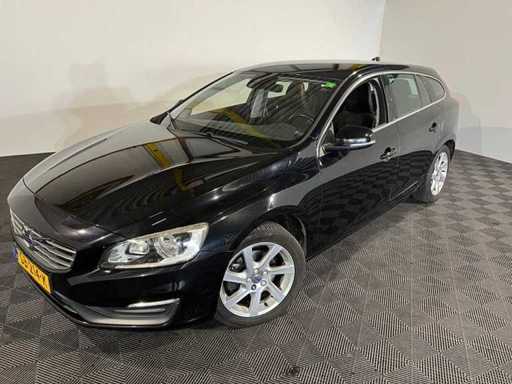 Volvo V60  1.6 D2 Momentum, GB-214-K