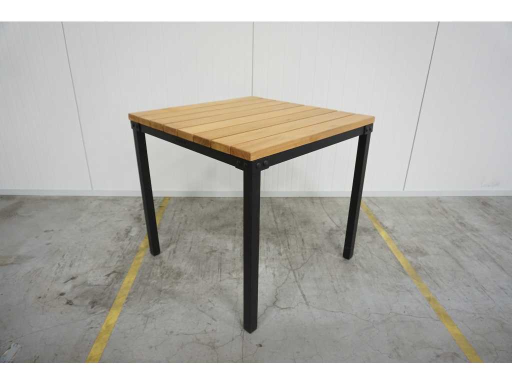 Satellite - Terrace table