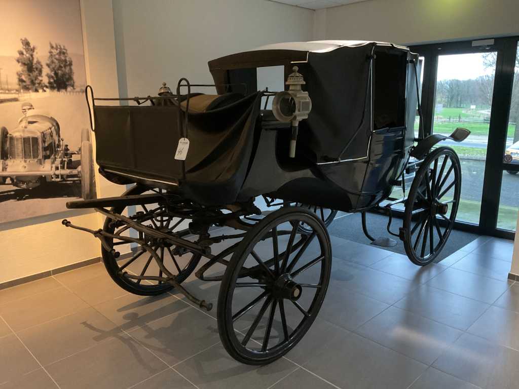 Classic wooden carriage / carriage (Bückeburg)