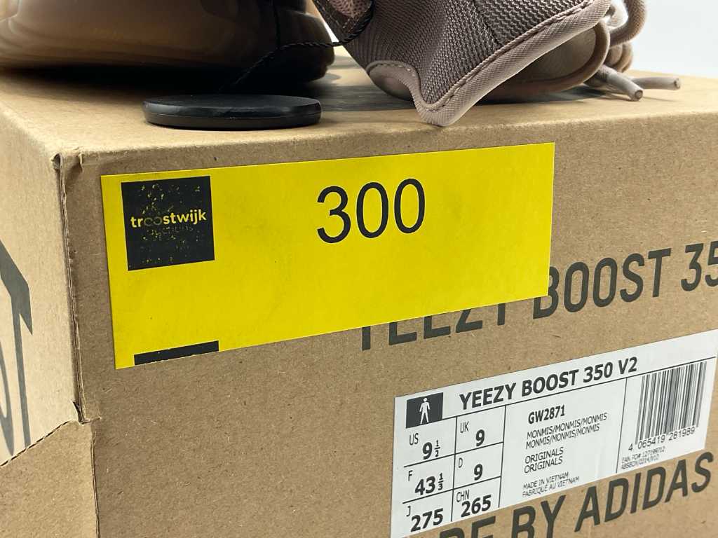 Yeezy boost hot sale 35 yellow