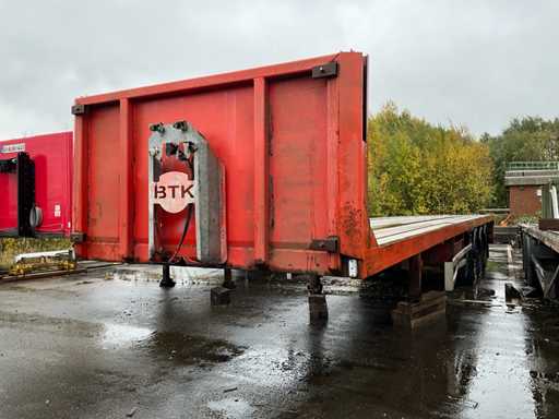 2004 Heavy-Duty Kaiser S3803A Semi-Trailer
