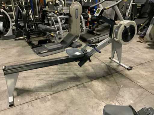 Rameur modèle 2 E pm4