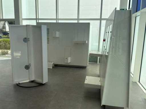 Showroomwand (2x)