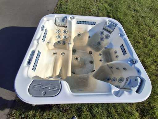 Wymiary: jedno ameryka?skie 6-osobowe jacuzzi i spa na ?wie?ym powietrzu