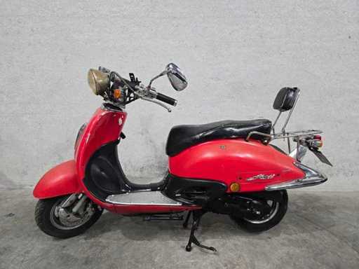 Fosti - Skuter - Grande Retro - 4T 25km wersja fv460s