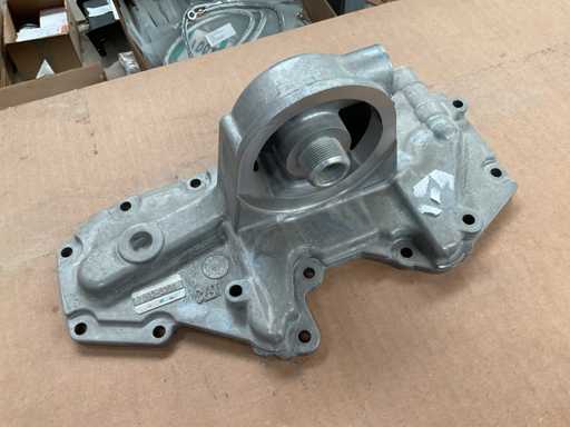 CAT Fluid filter head