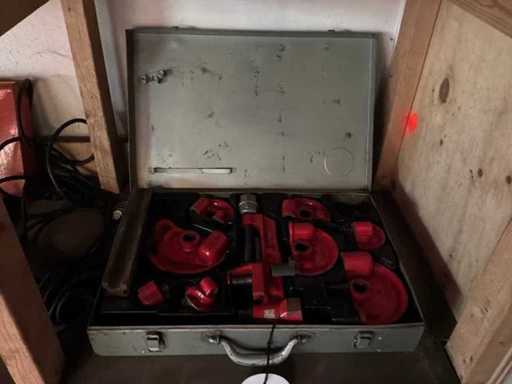Virax 2501 Pipe and tube bender