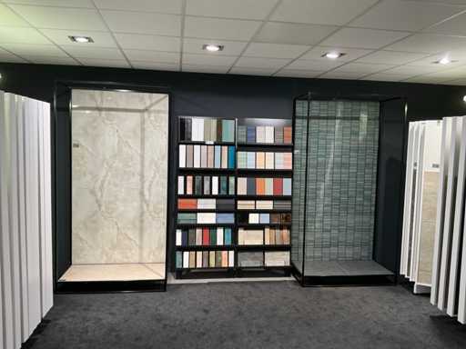 Esposizione a 4 pezzi per piastrelle