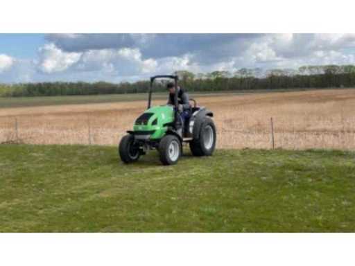 8783a4df-bd64-4bb0-8743-48b88d4cda1a.mp4